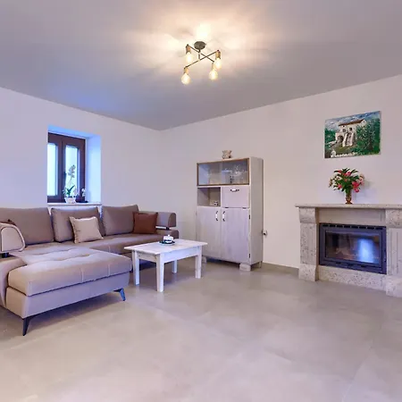 בית נופש Eugenia By Interhome