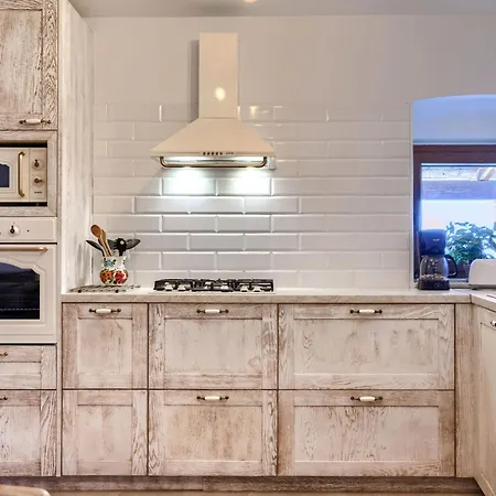 Holiday home Eugenia By Interhome Pula